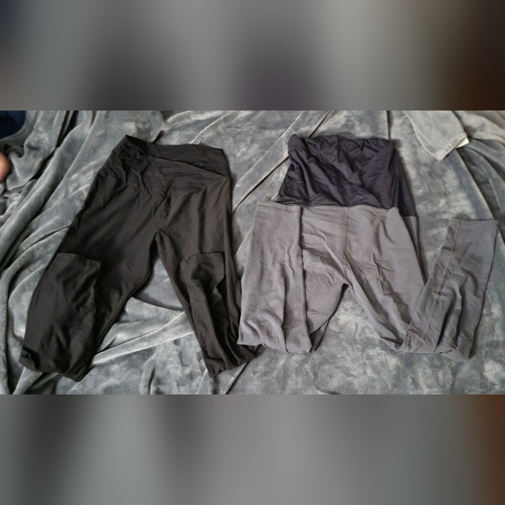 Maternity Clothes - image 1